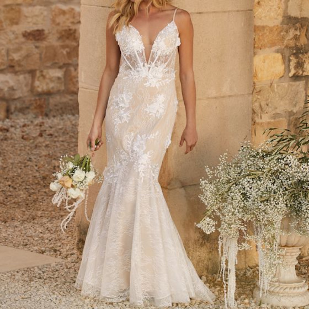 Nwt Lulus To Be Loved White Embroidered Lace Trumpet Maxi Dress - Size 8